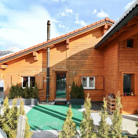 Magnifique Chalet Au Centre De Vercorin